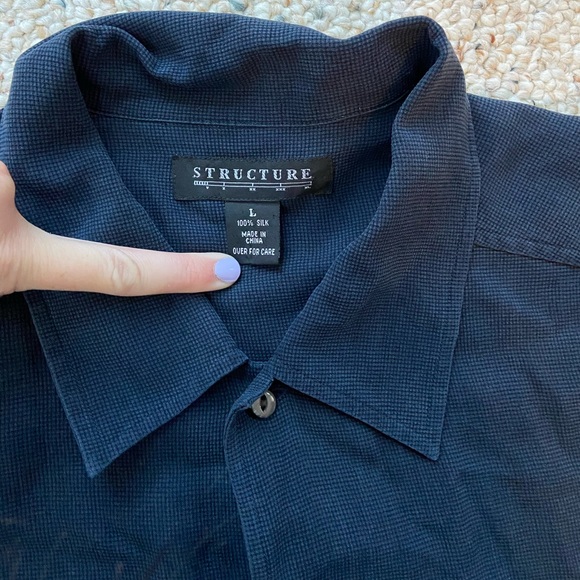 100% Silk Button Up - Picture 4 of 8